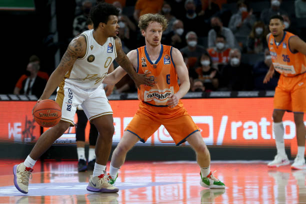 雄鹿将字母 雄鹿将字母