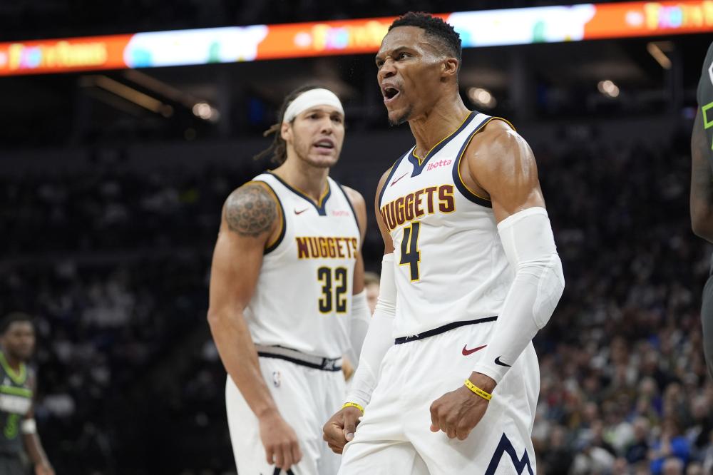 利的比赛中 利的比赛中