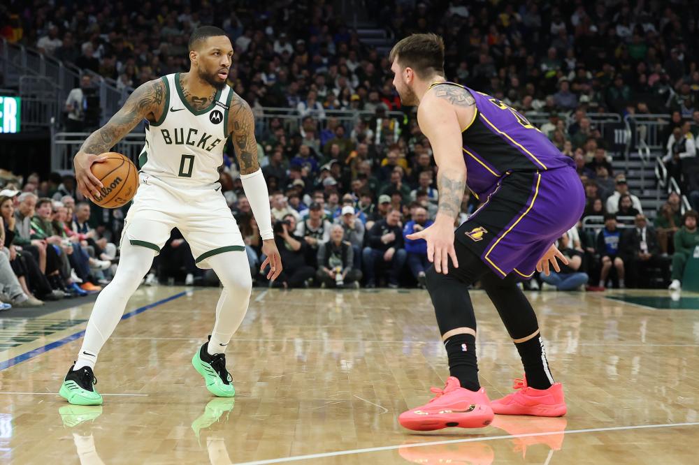 对方禁区内 对方禁区内